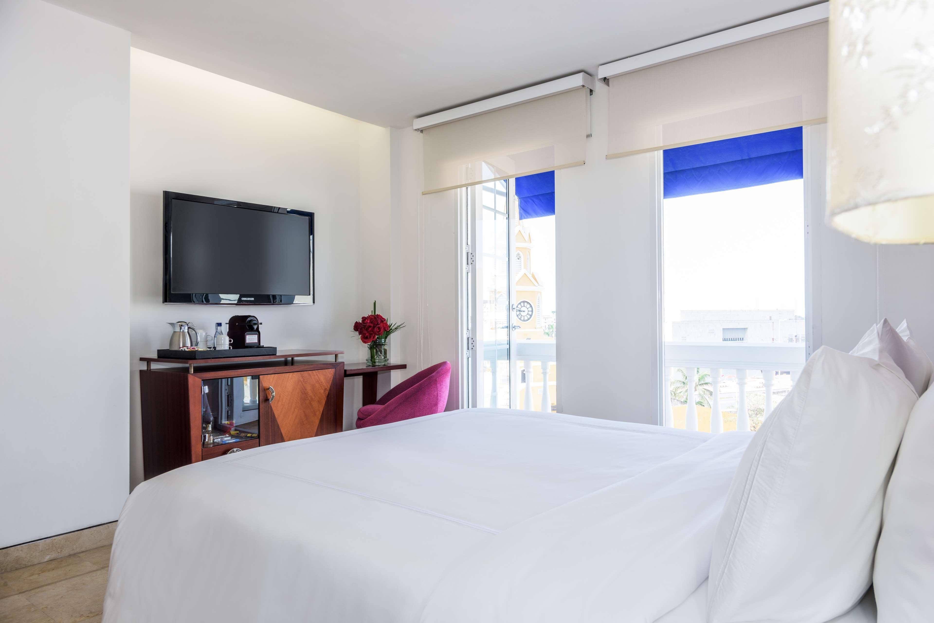 Hotel Nh Royal Urban Cartagena  Exterior foto